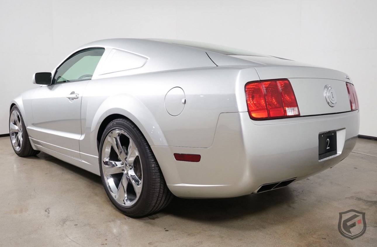 2009 Ford Mustang Iacocca Silver 45th Anniversary Edition #02, Silver