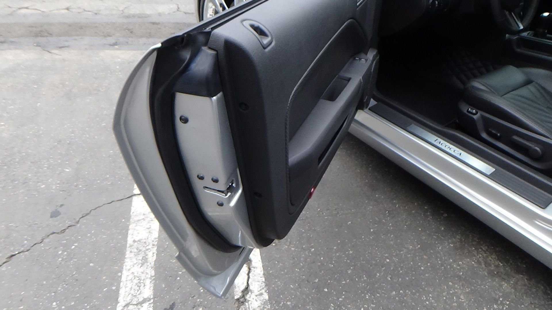 2009 Ford Mustang Iacocca Silver 45th Anniversary Edition #05, photo 17
