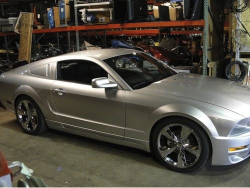 2009 Ford Mustang Iacocca Silver 45th Anniversary Edition #11, photo 7