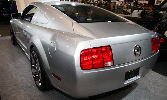 2009 Ford Mustang Iacocca Silver 45th Anniversary Edition #12, photo 2