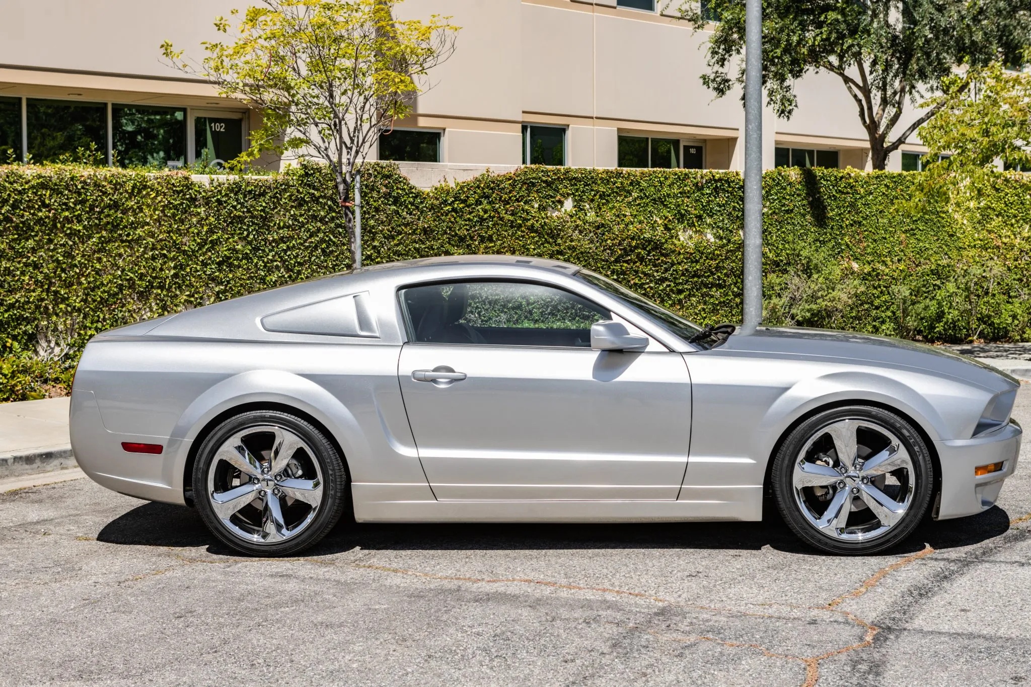 2009 Ford Mustang Iacocca Silver 45th Anniversary Edition #13, Silver