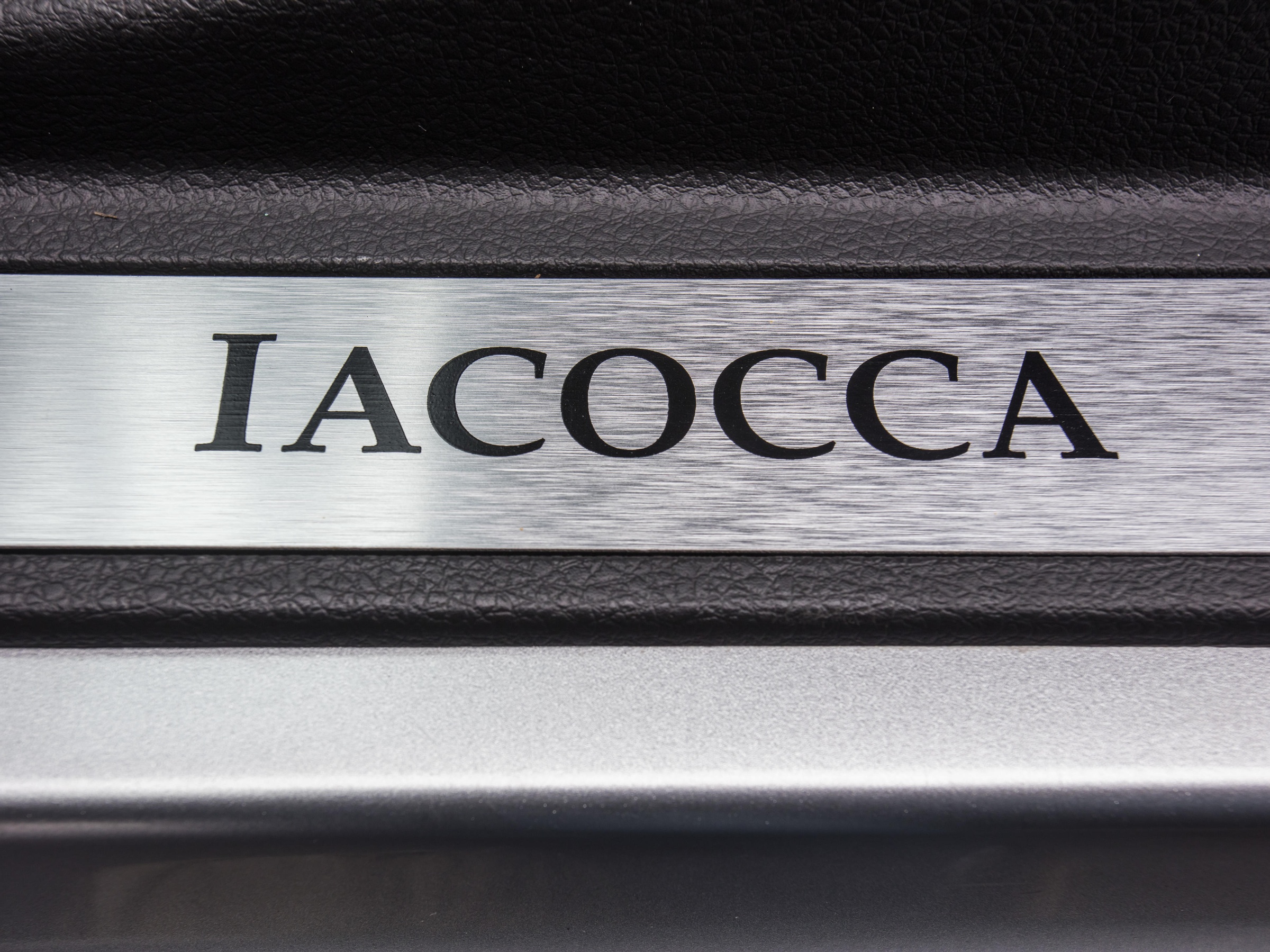 2009 Ford Mustang Iacocca Silver 45th Anniversary Edition #32, photo 6