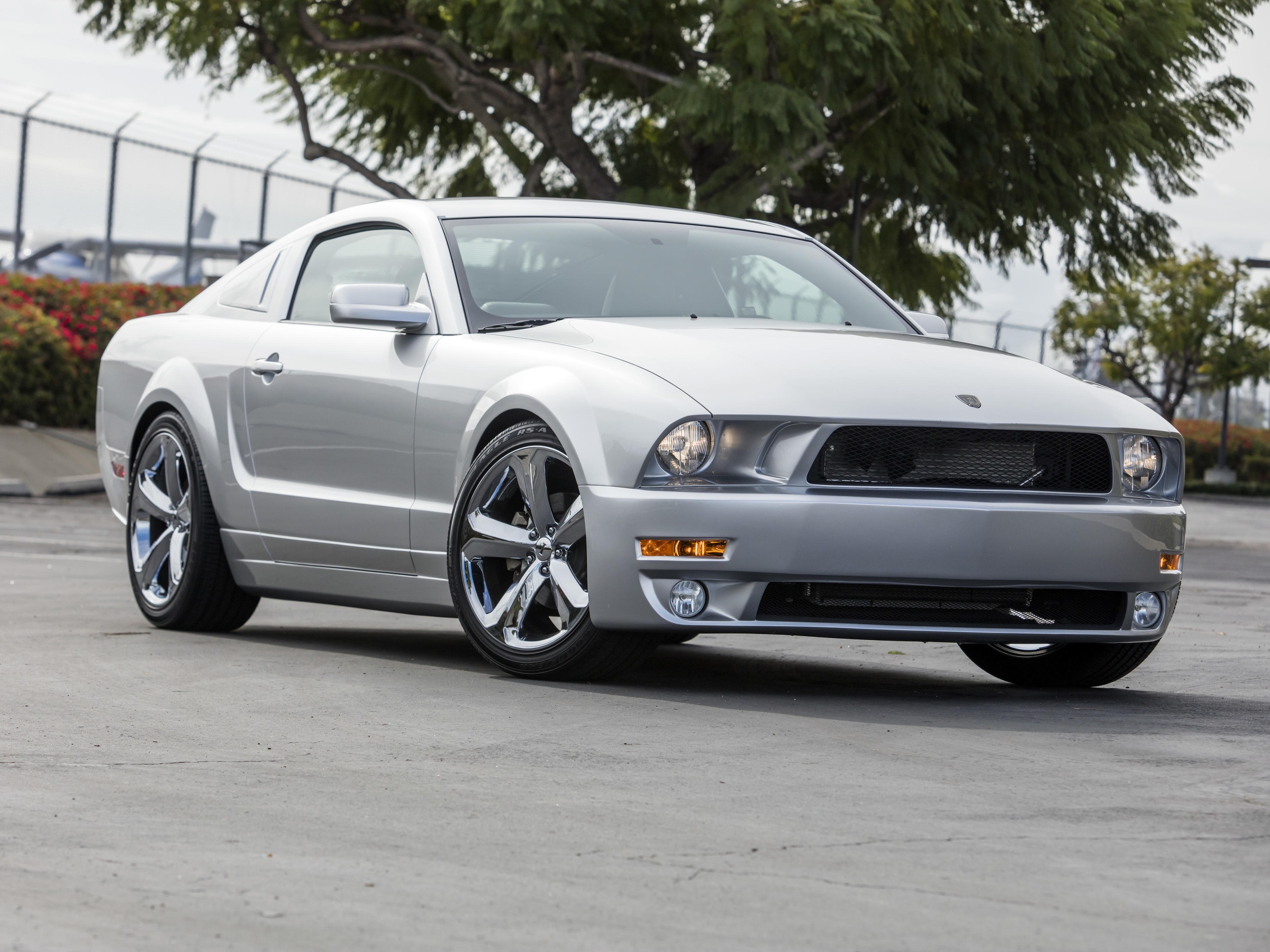 2009 Ford Mustang Iacocca Silver 45th Anniversary Edition #32, photo 21