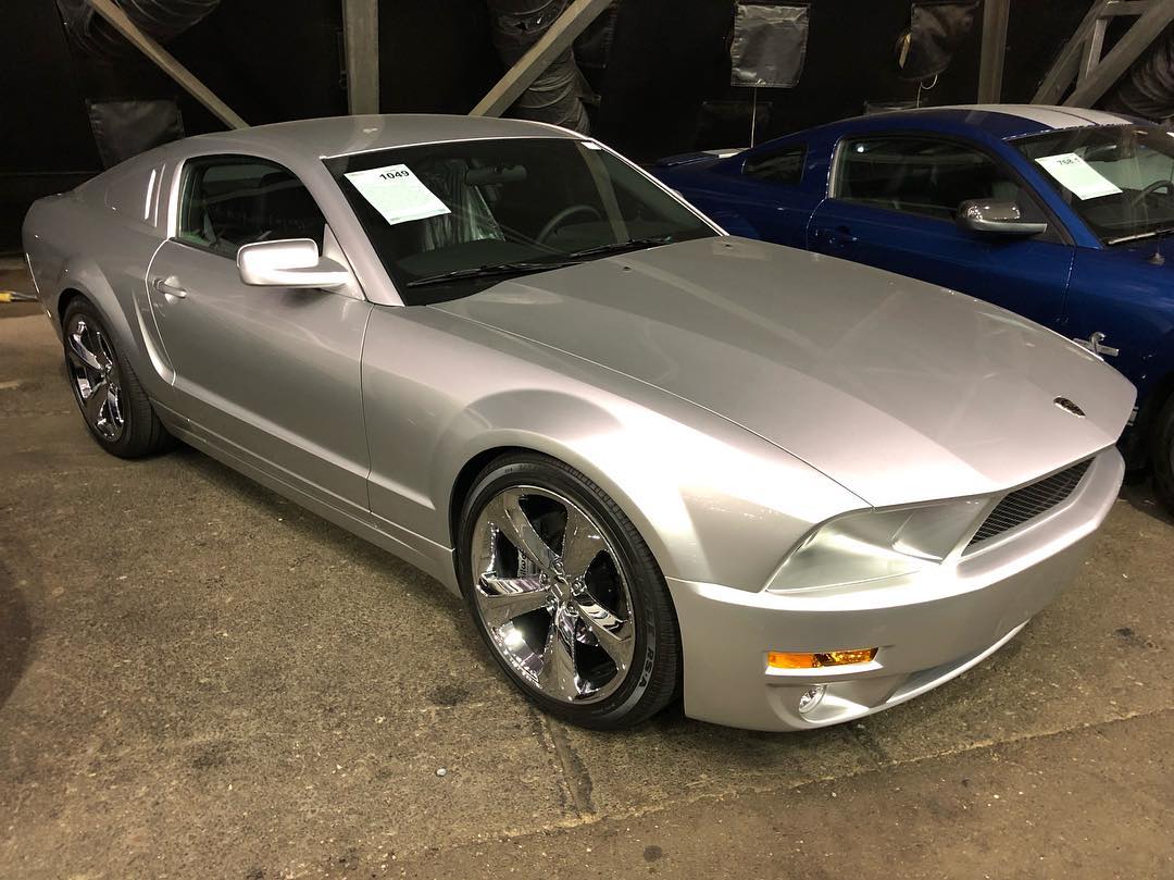 2009 Ford Mustang Iacocca Silver 45th Anniversary Edition #33, photo 23